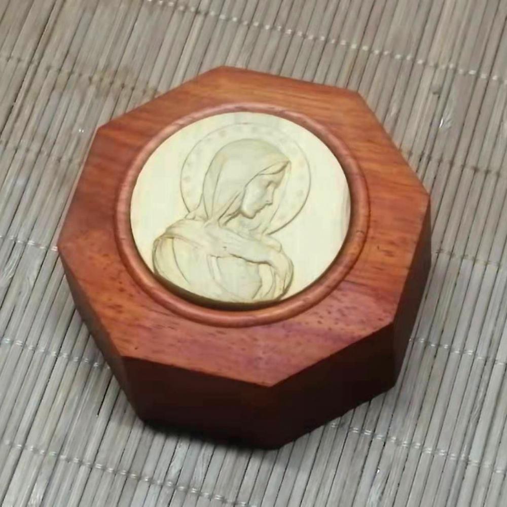 圣母红木镶黄杨圣物盒