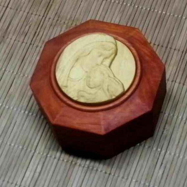 圣母子红木镶黄...